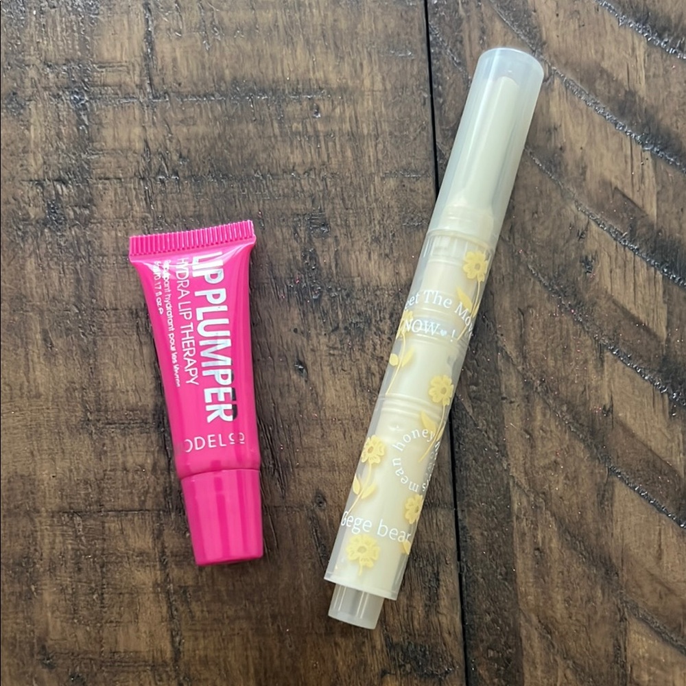 Model Co Lip Plumper and Gege Bear Meet the Move Now 02#